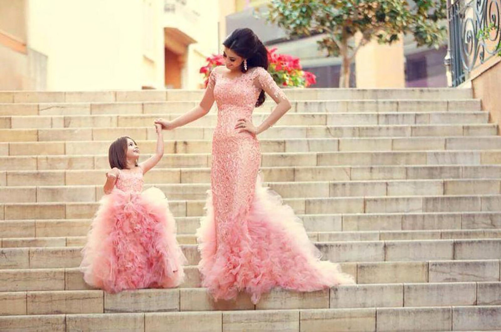 Потрясающие фото, где мама и дочка в одинаковых образах