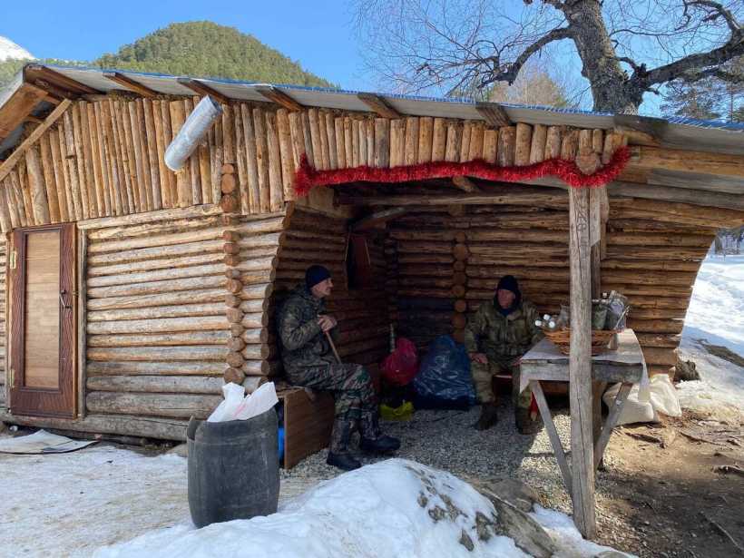 Показываю, как выживают люди в бедной глубинке на Кавказе